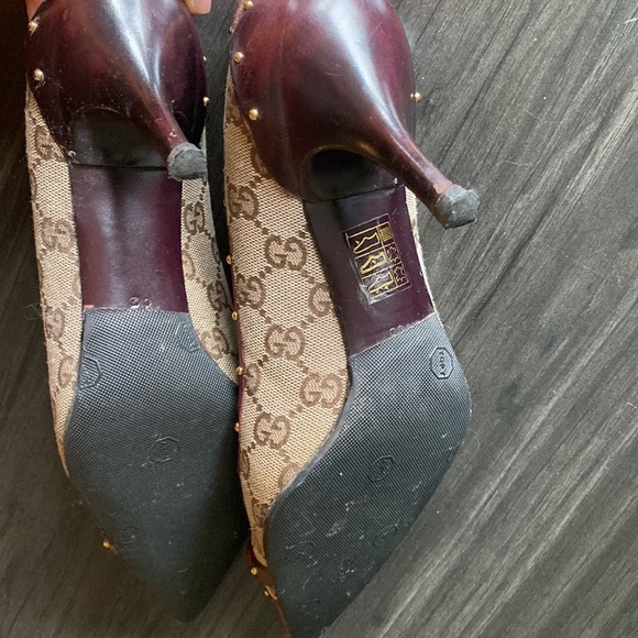 Authentic Gucci monogram studded 3" heel shoes - Picture 6 of 6